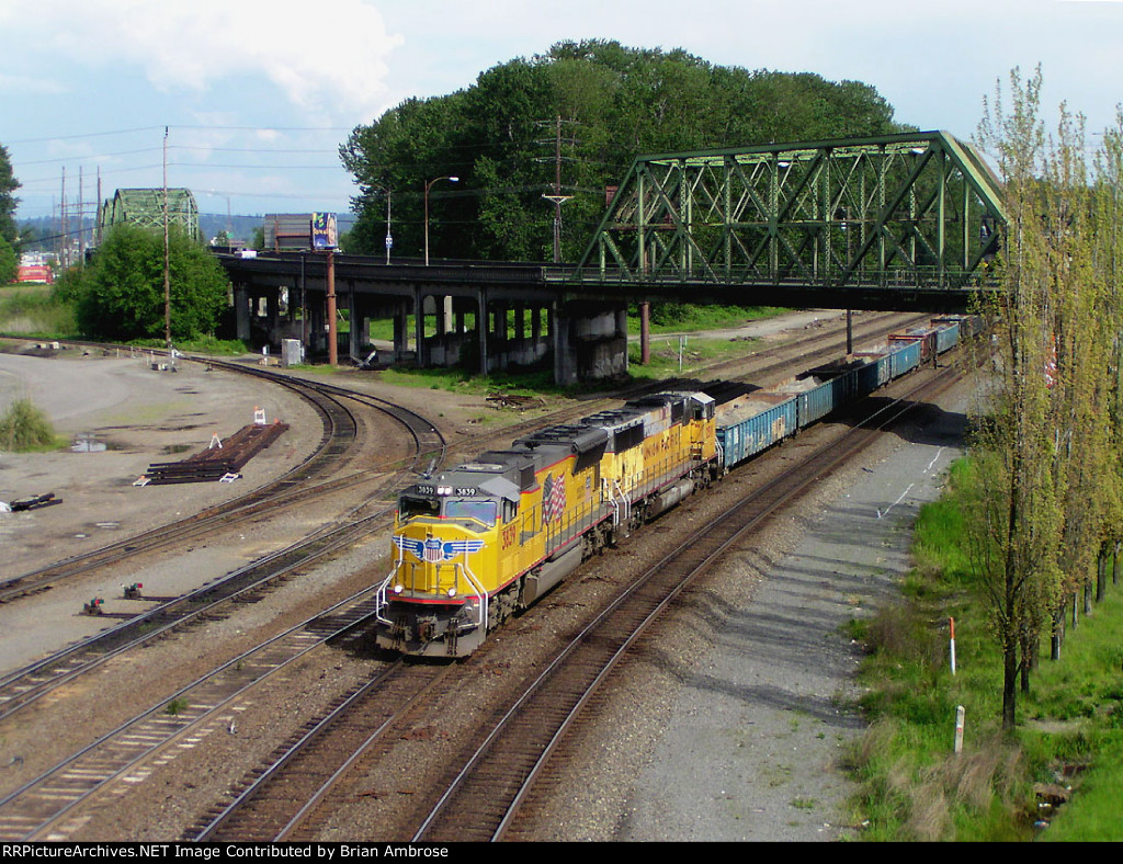 UP 3839 South